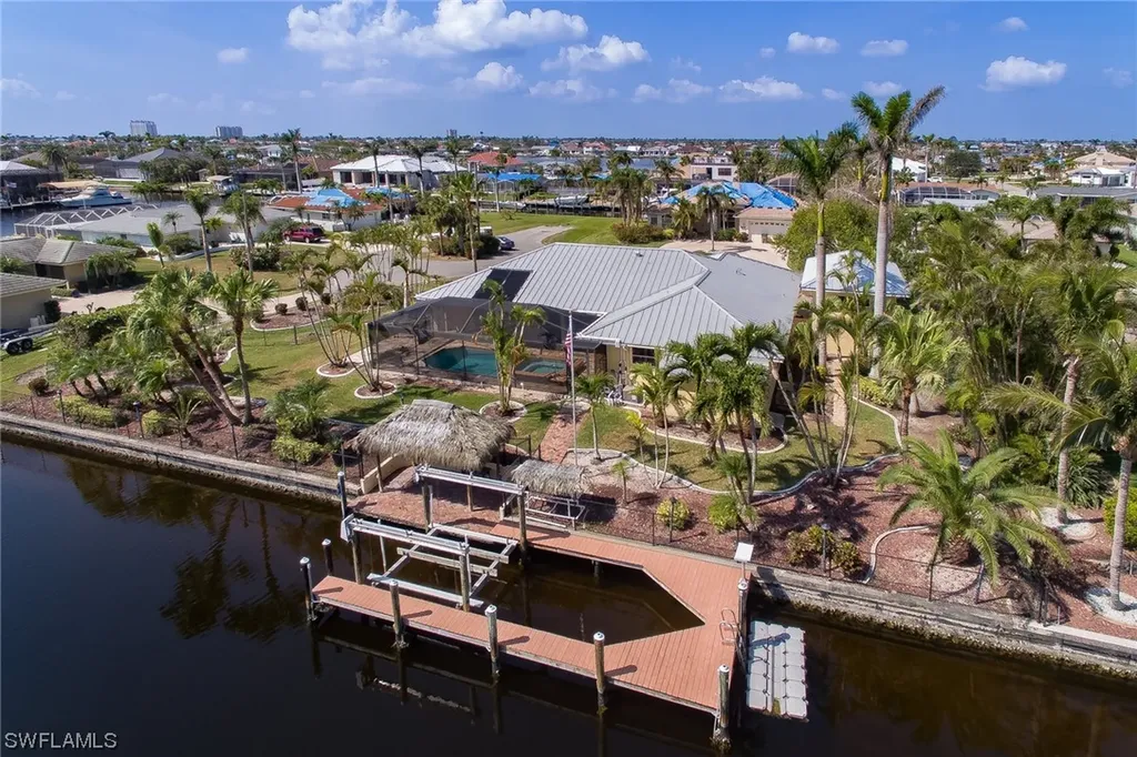 4935 SW 3rd Avenue Cape Coral FL 33914