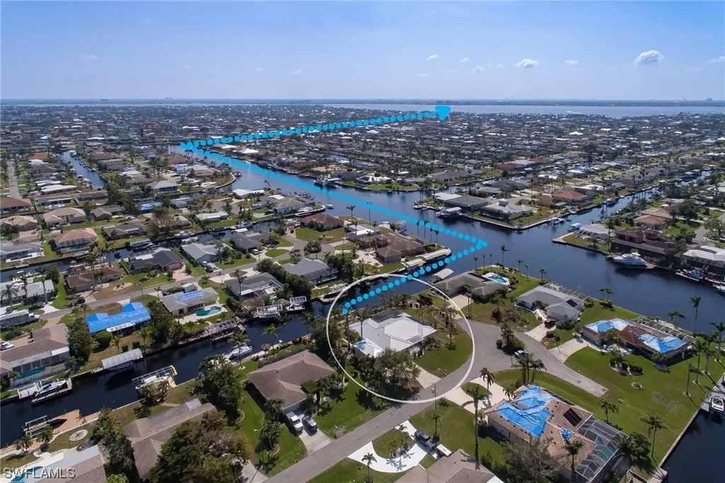 4935 SW 3rd Avenue Cape Coral FL 33914