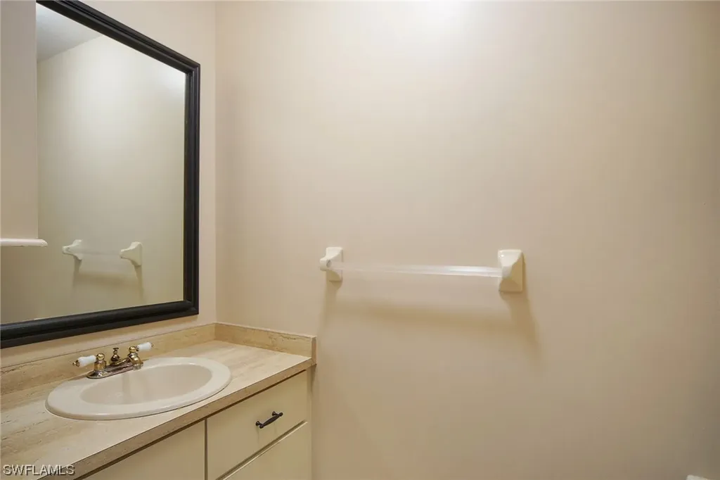 4935 SW 3rd Avenue Cape Coral FL 33914