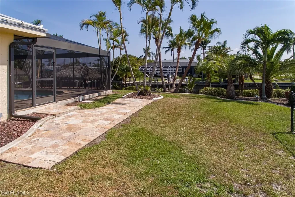 4935 SW 3rd Avenue Cape Coral FL 33914