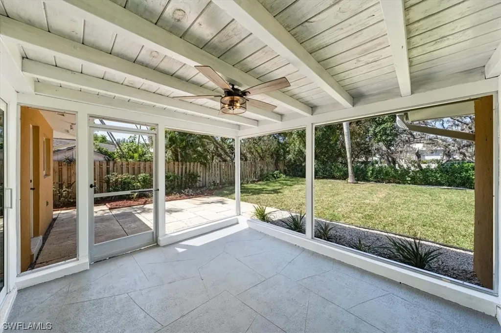 2545 Dawn Circle Naples FL 34103