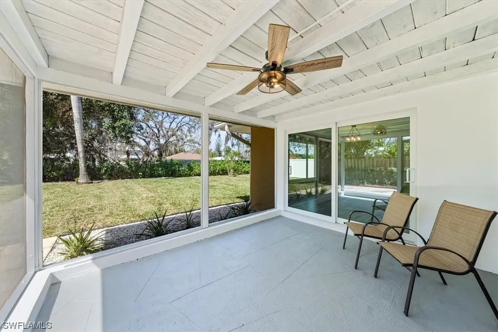 2545 Dawn Circle Naples FL 34103