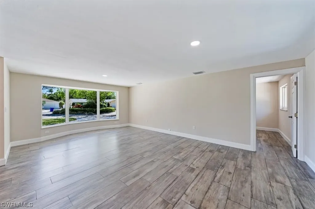 2545 Dawn Circle Naples FL 34103