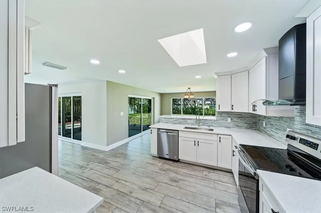 2545 Dawn Circle Naples FL 34103