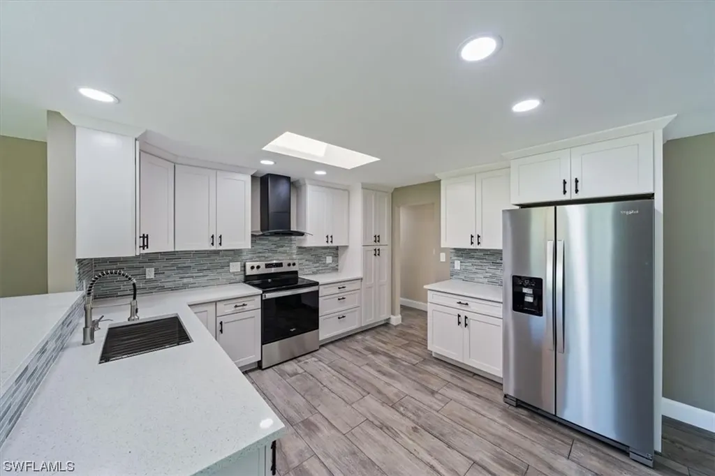 2545 Dawn Circle Naples FL 34103