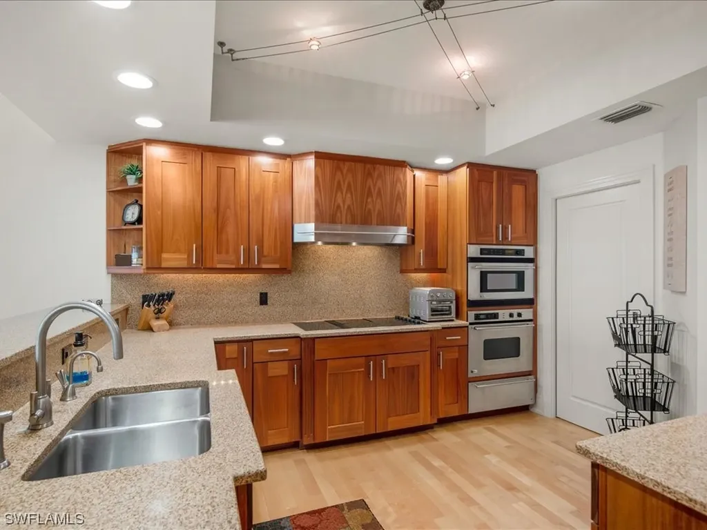 4051 Gulf Shore Boulevard N Naples FL 34103
