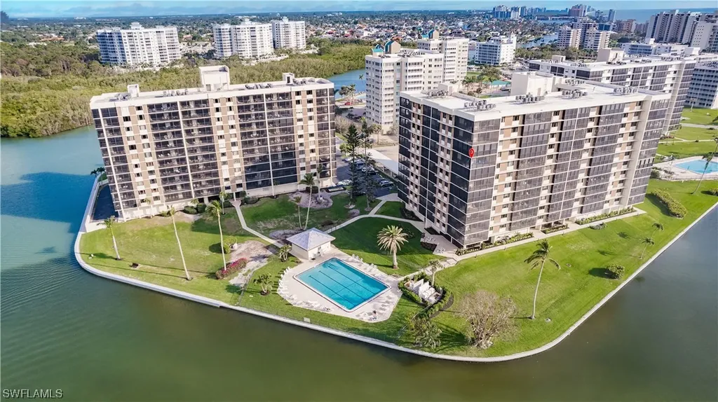 15 Bluebill Avenue Naples FL 34108