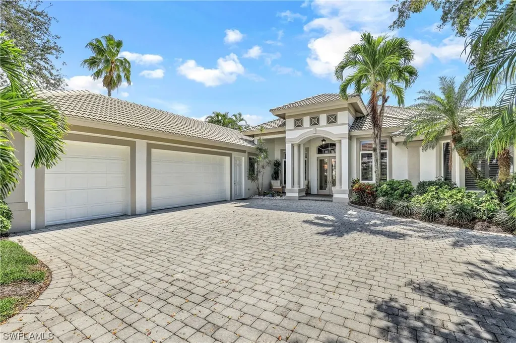 5958 Amberwood Drive Naples FL 34110