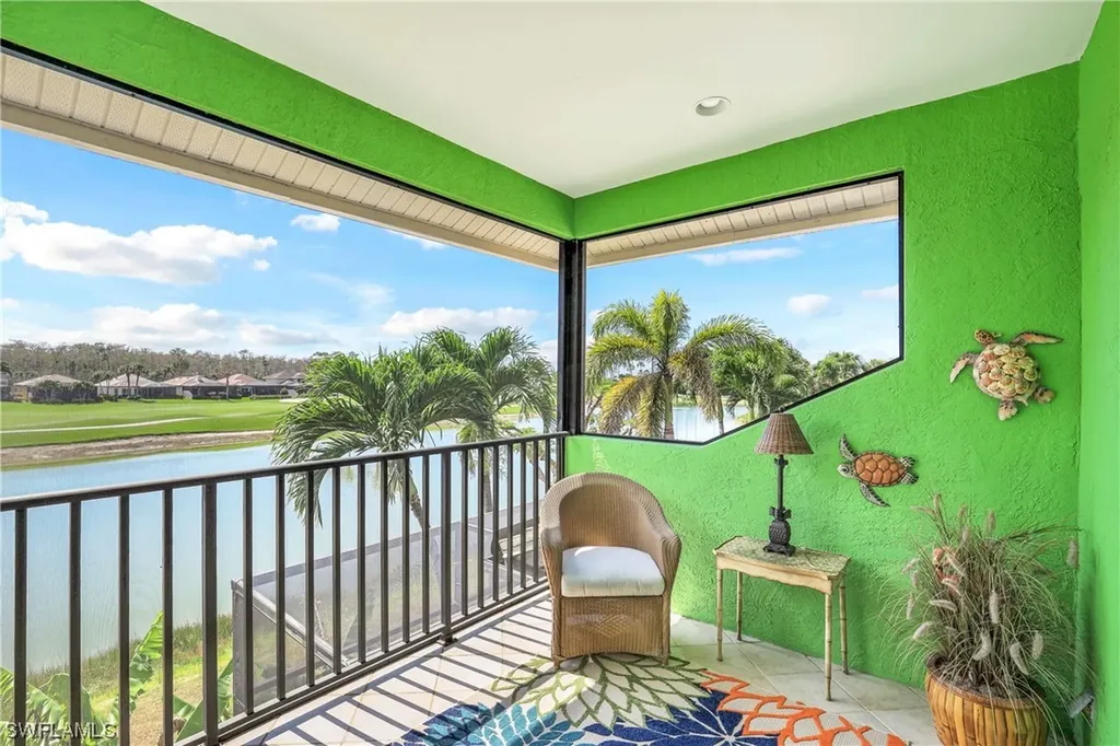 5958 Amberwood Drive Naples FL 34110