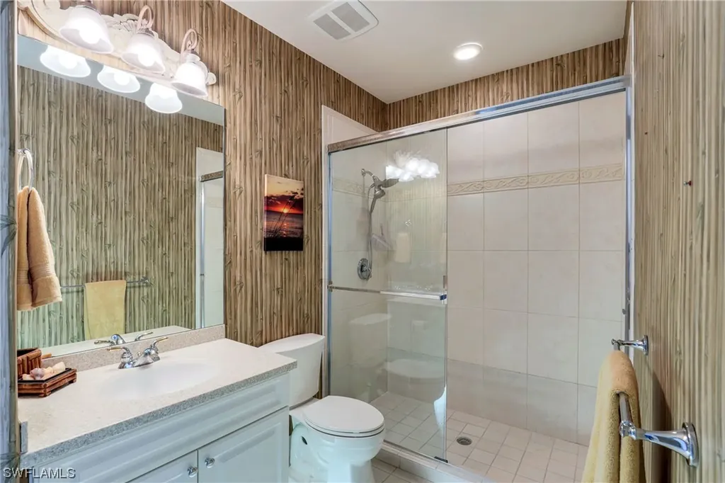 5958 Amberwood Drive Naples FL 34110