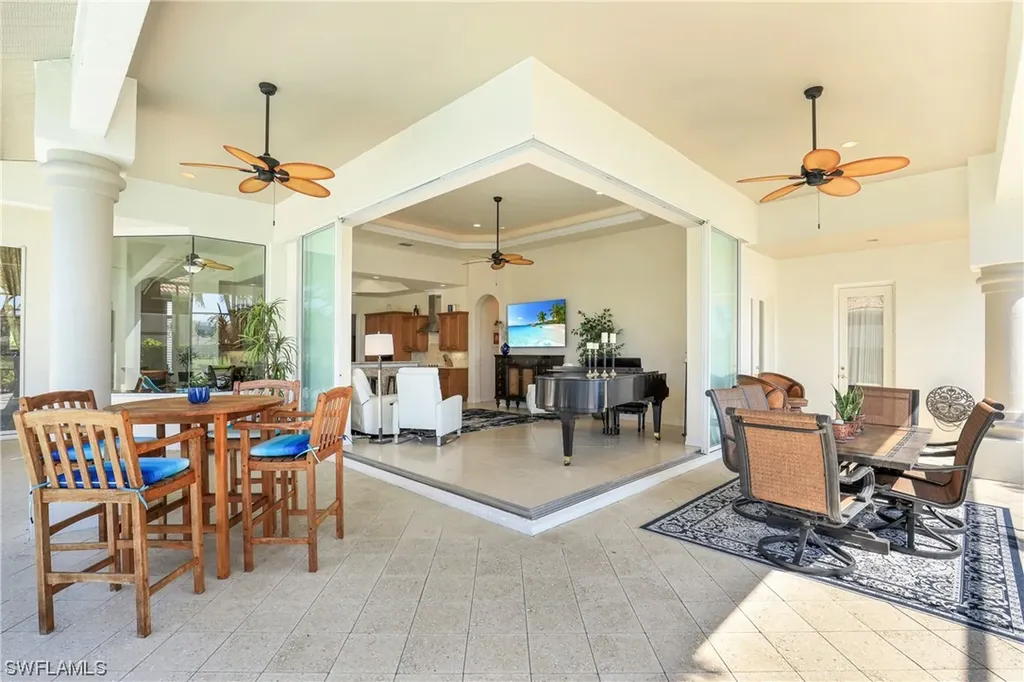 5958 Amberwood Drive Naples FL 34110