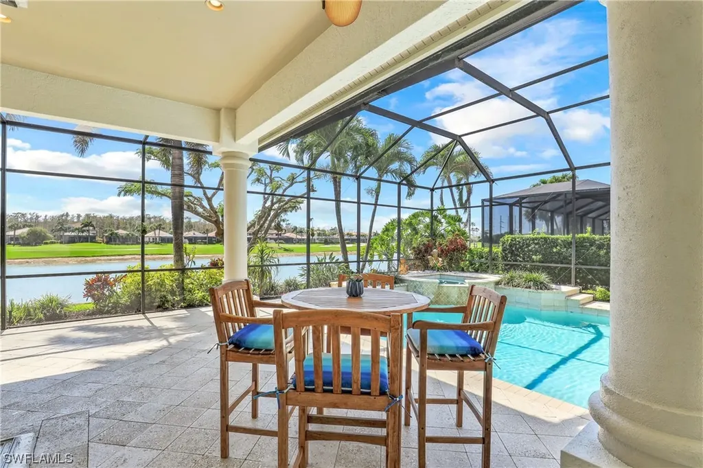 5958 Amberwood Drive Naples FL 34110