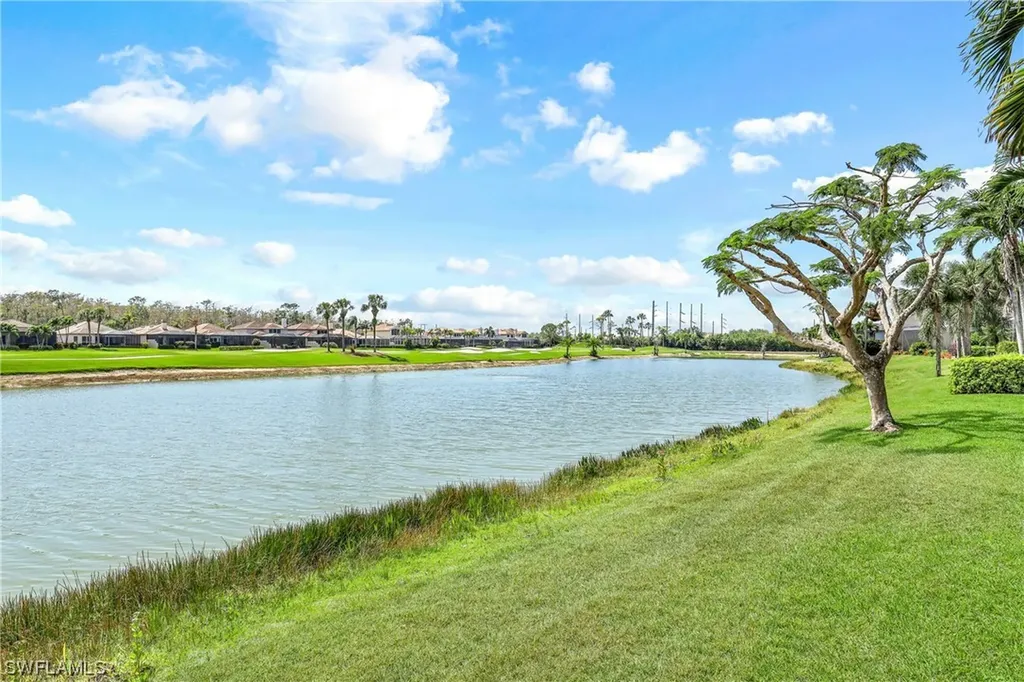 5958 Amberwood Drive Naples FL 34110