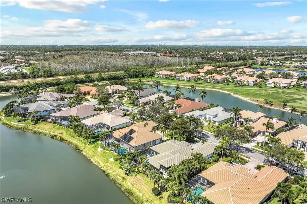 5958 Amberwood Drive Naples FL 34110