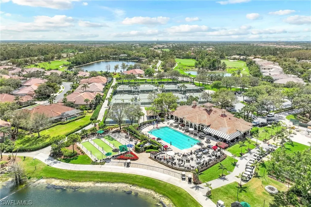 5958 Amberwood Drive Naples FL 34110