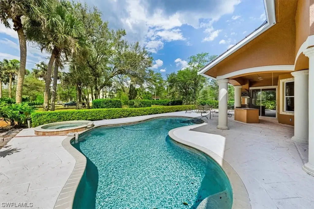 2591 White Boulevard Naples FL 34117