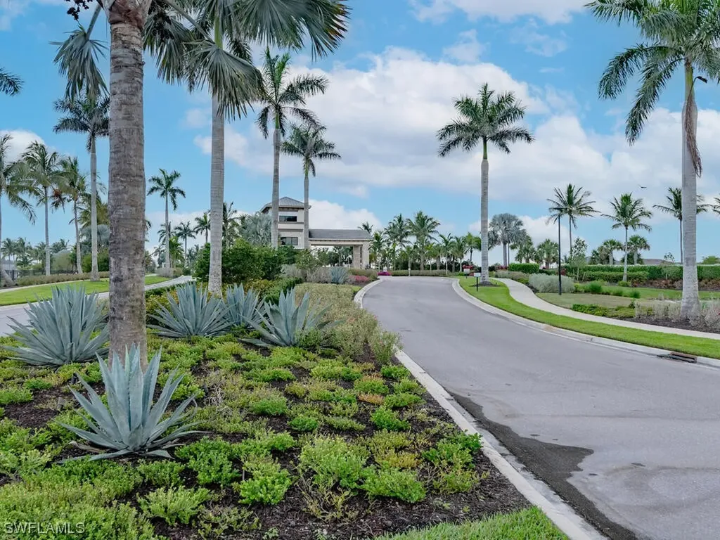 15256 Zeno Way Naples FL 34114