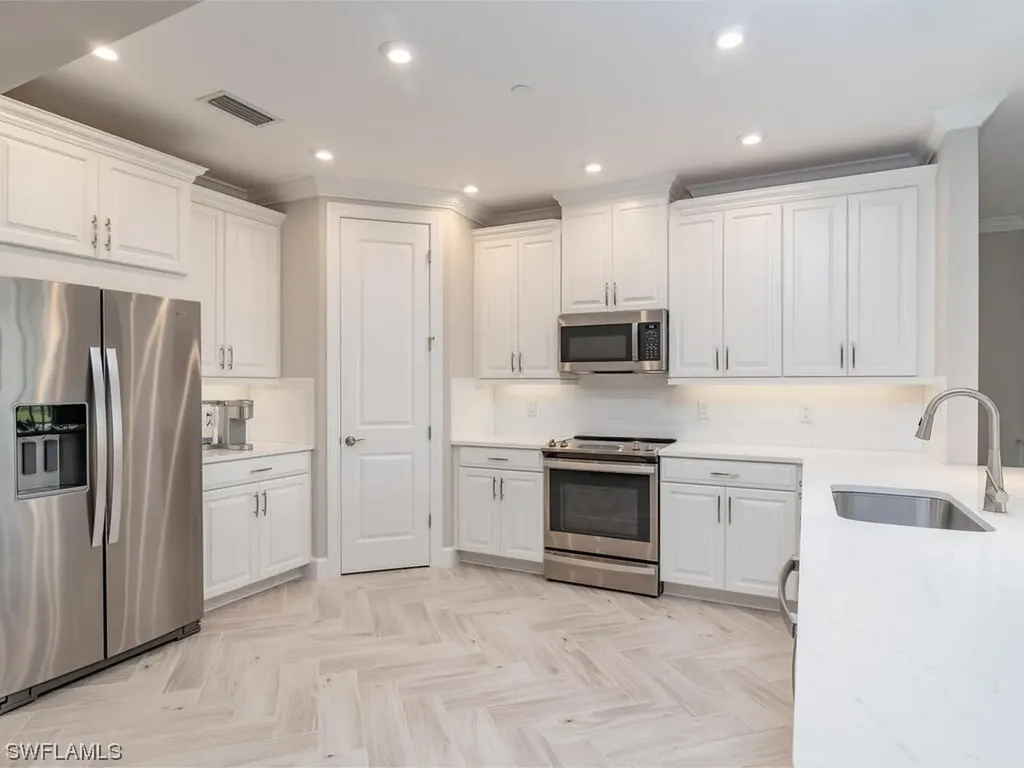 15256 Zeno Way Naples FL 34114