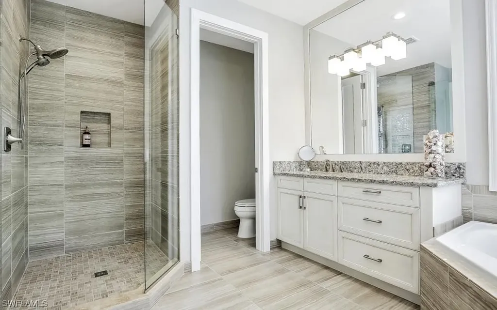 13580 Mandarin Circle Naples FL 34109