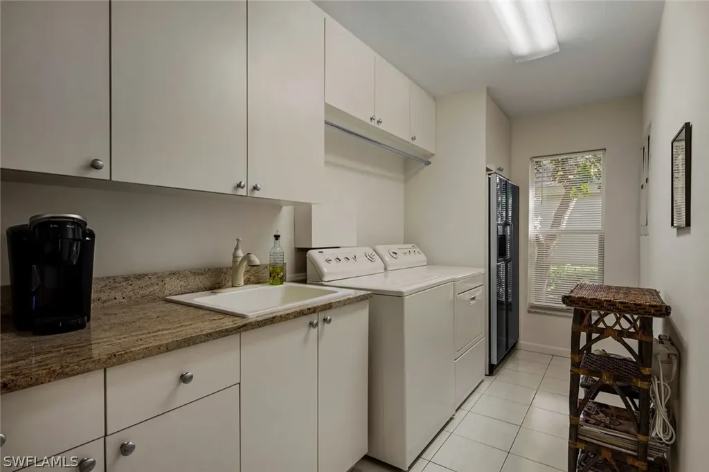 3390 Oaklake Court Bonita Springs FL 34134