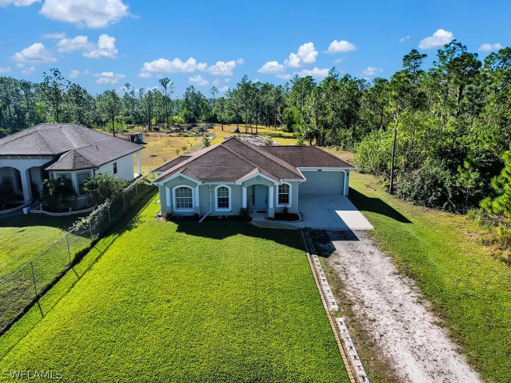 4460 18th Avenue NE Naples FL 34120