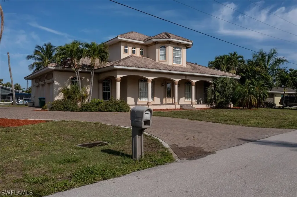 4932 Normandy Court Cape Coral FL 33904