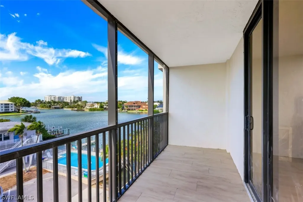 10482 Gulf Shore Drive Naples FL 34108