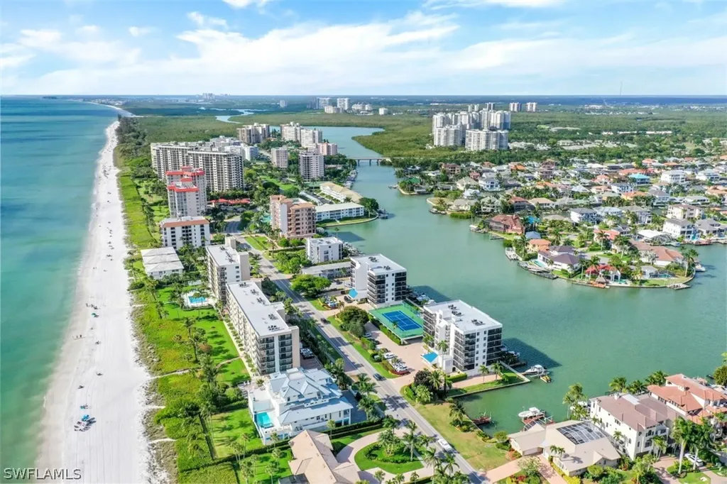 10482 Gulf Shore Drive Naples FL 34108