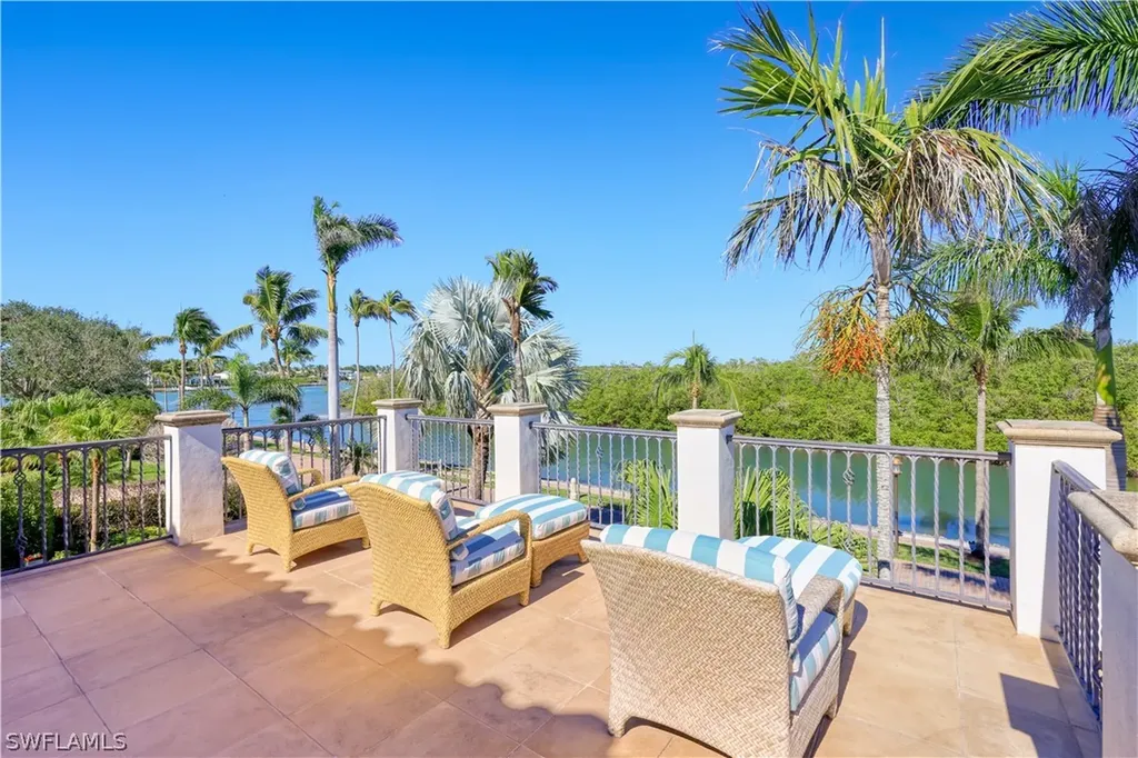 1450 Gulfstar Drive S Naples FL 34112