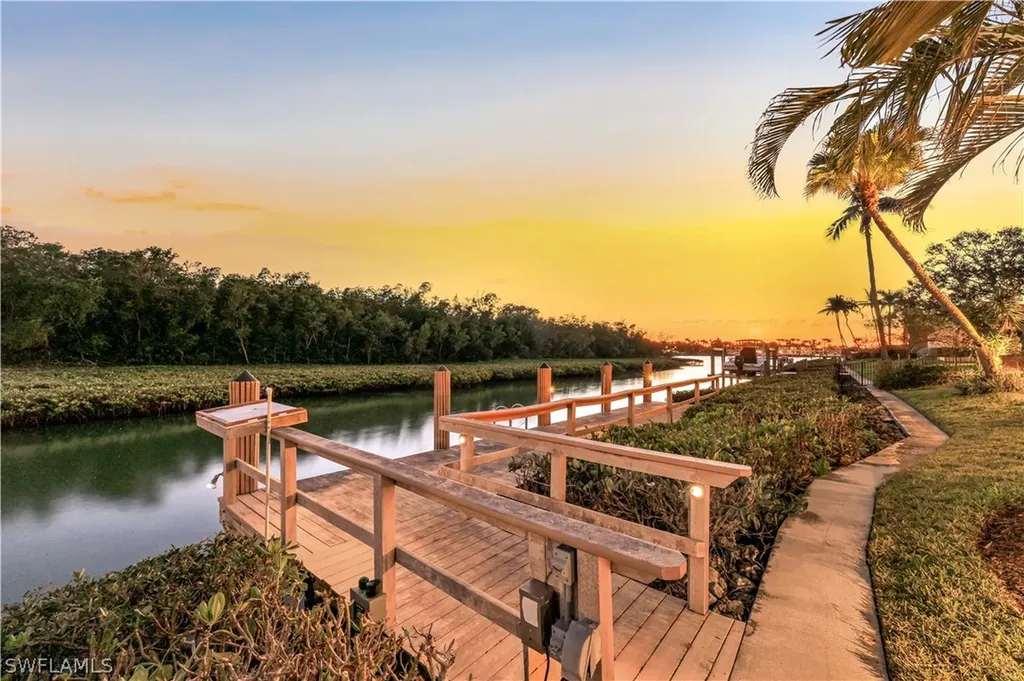 1450 Gulfstar Drive S Naples FL 34112