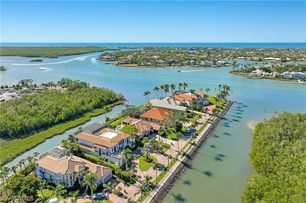1450 Gulfstar Drive S Naples FL 34112