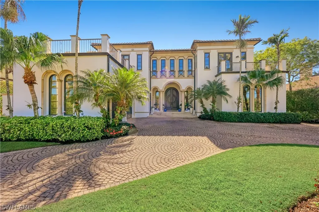 1450 Gulfstar Drive S Naples FL 34112