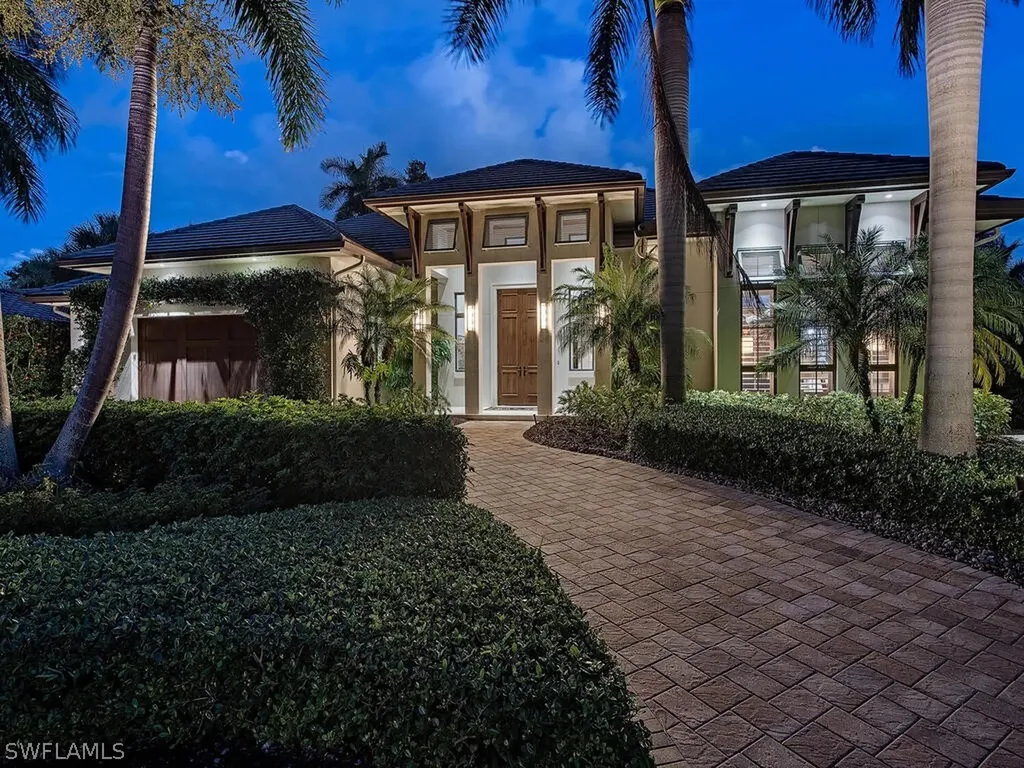 650 Regatta Road Naples FL 34103