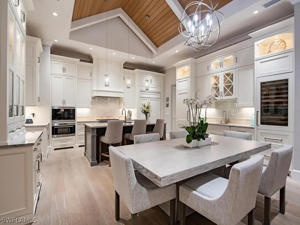650 Regatta Road Naples FL 34103