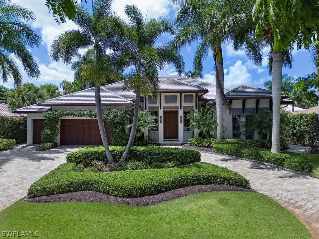 650 Regatta Road Naples FL 34103