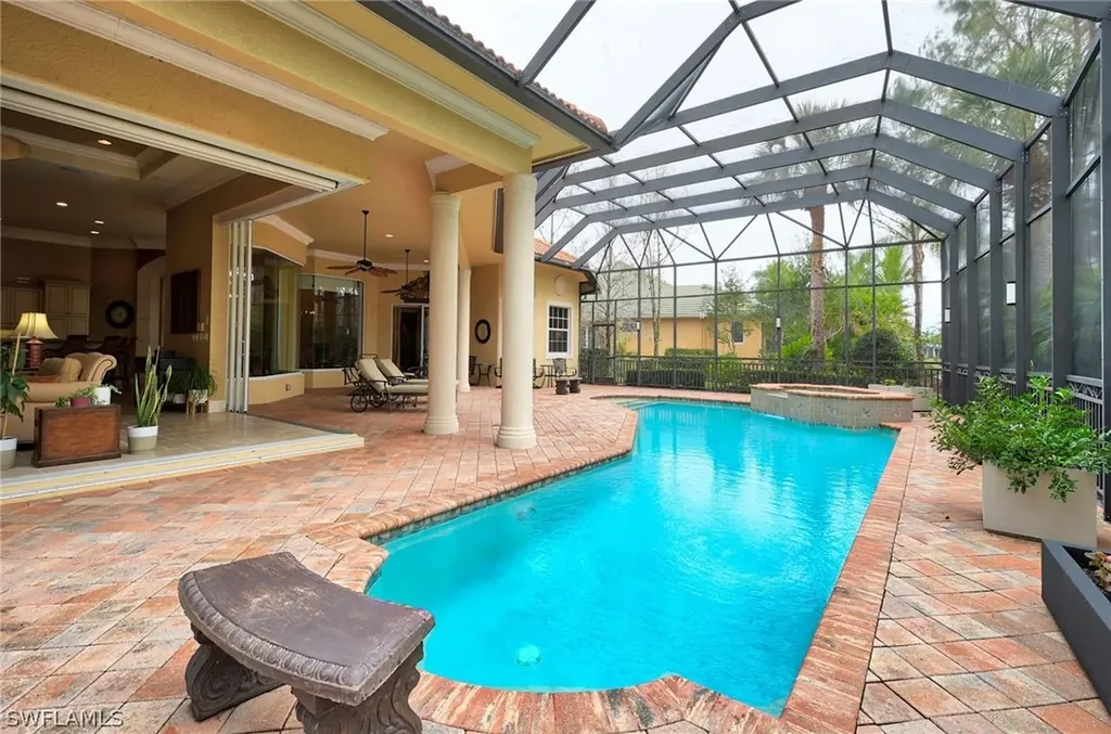2955 Mona Lisa Boulevard Naples FL 34119