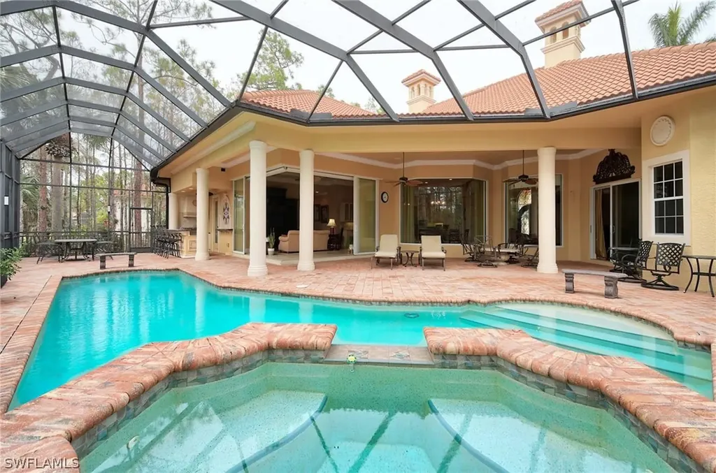 2955 Mona Lisa Boulevard Naples FL 34119