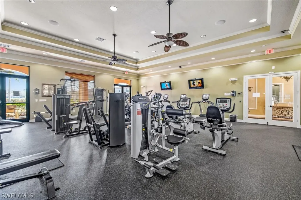 7841 Bristol Circle Naples FL 34120
