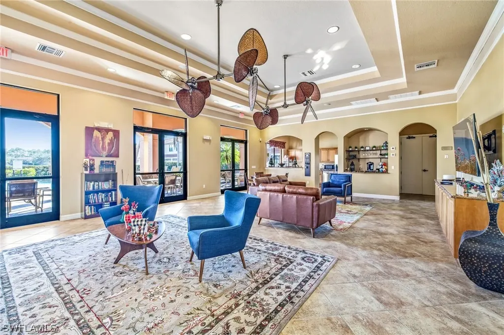 7841 Bristol Circle Naples FL 34120