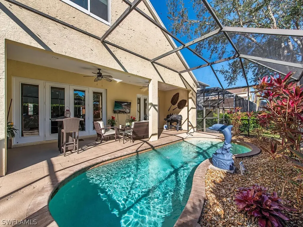 208 Skipping Stone Lane Naples FL 34119