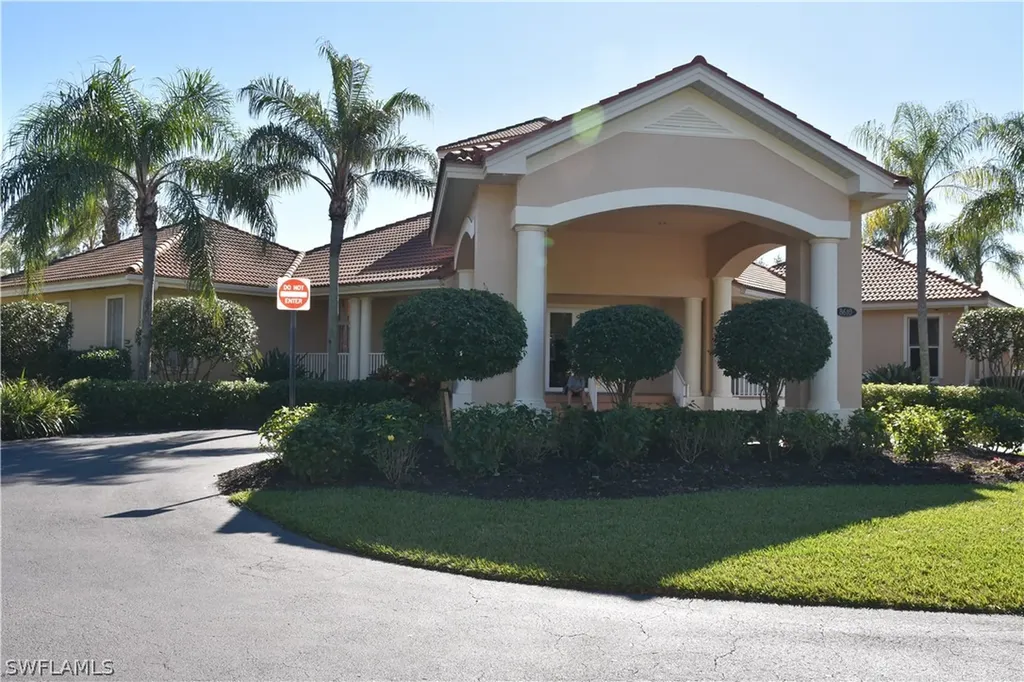 208 Skipping Stone Lane Naples FL 34119