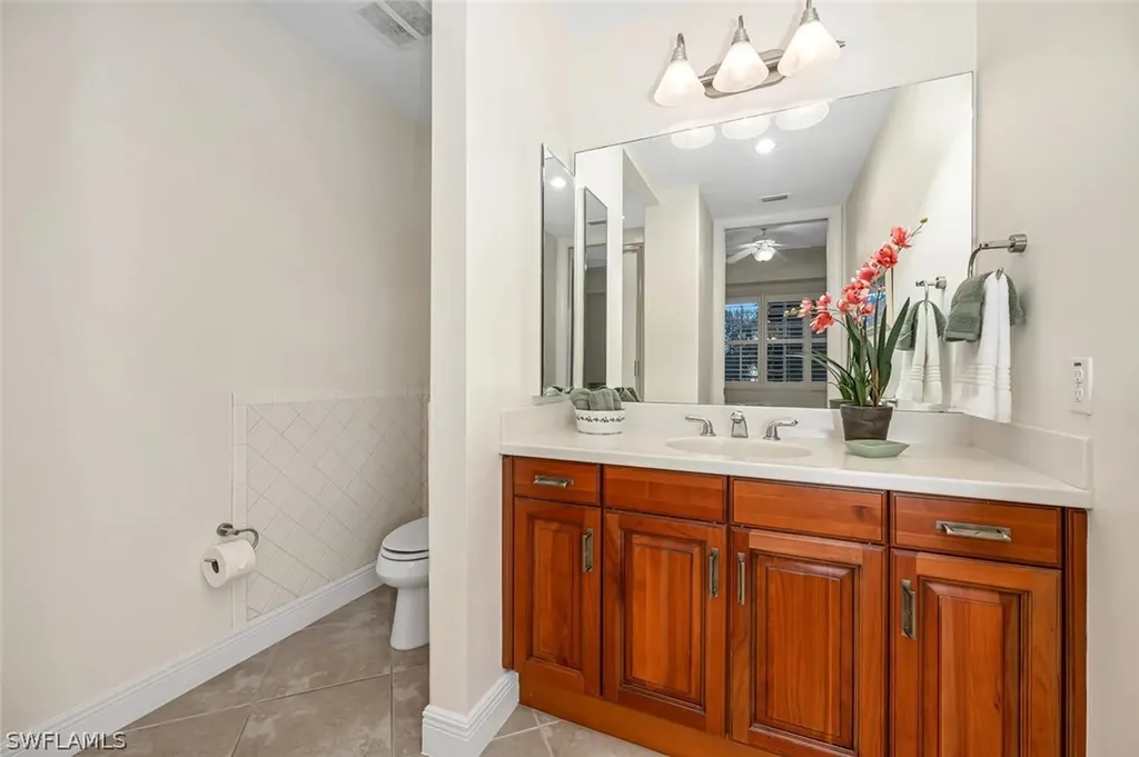 570 El Camino Real Naples FL 34119