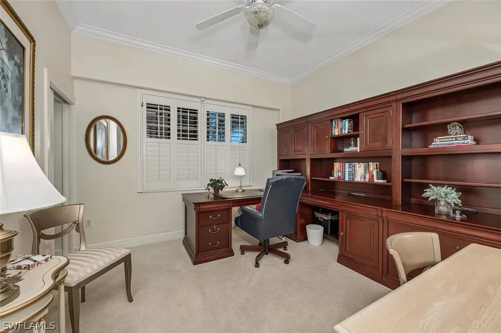 570 El Camino Real Naples FL 34119