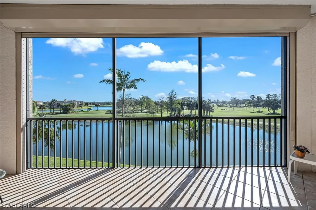 570 El Camino Real Naples FL 34119