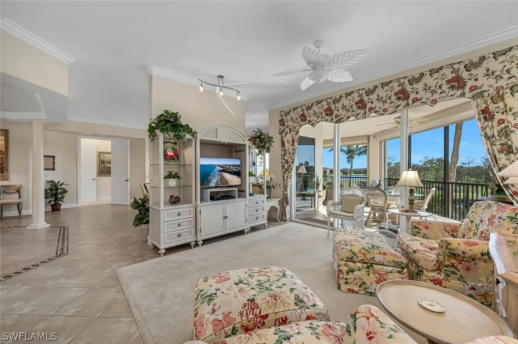 570 El Camino Real Naples FL 34119