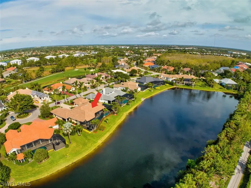 558 Portsmouth Court Naples FL 34110
