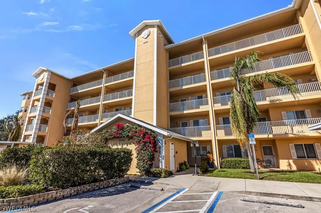 Estero FL, 4040 Durango Court, Unit 404
