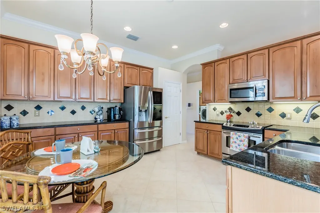 14413 Manchester Drive Naples FL 34114