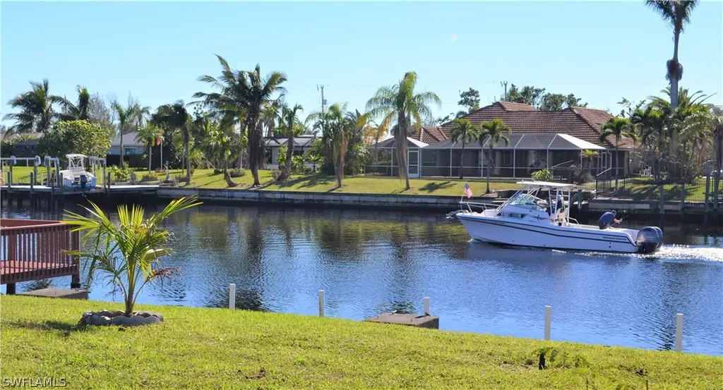 714 SE 43rd Street Cape Coral FL 33904