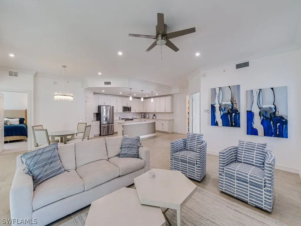 184 Indies Drive East Naples FL 34114